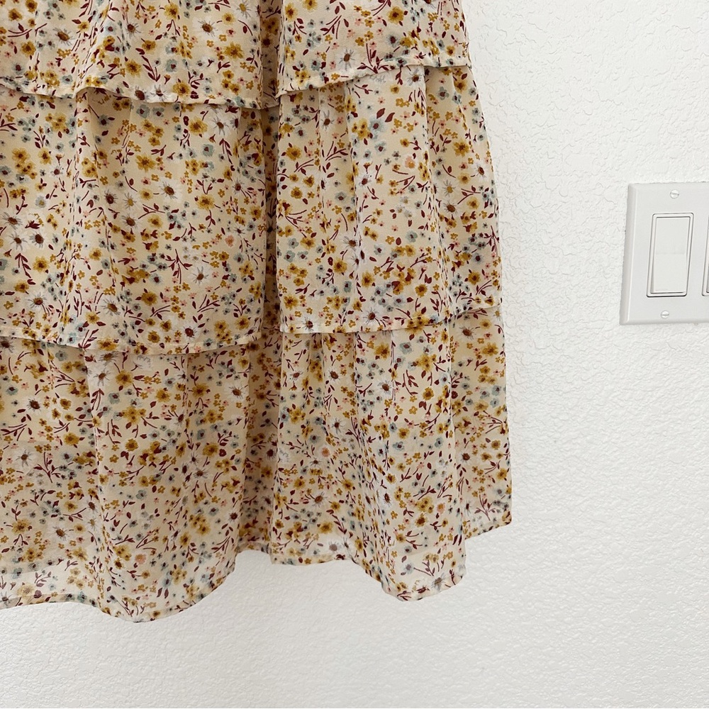 🆕 Off Shoulder Floral Dress - Picture 3 of 4